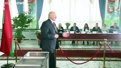 Президентская кампания становится скандальной