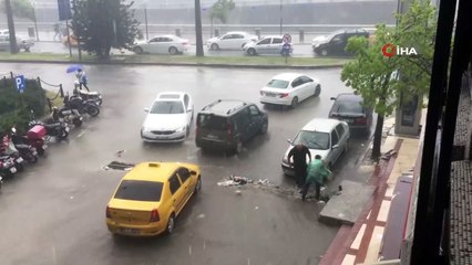 Hatay’da kuvvetli yağış hayatı olumsuz etkiledi