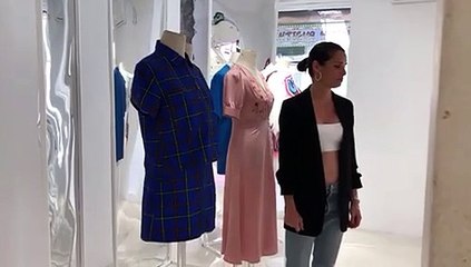 Los autónomos supervivientes: "He salvado mi tienda con la venta online y ahora envió 40 paquetes al día"