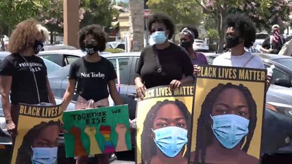 في الذكرى السنوية لانتهاء العبودية.. أميركيون يطالبون بوقف تمويل الشرطة