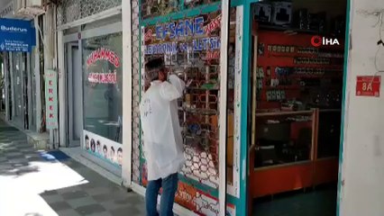 Camı kırarak telefonları böyle çaldı