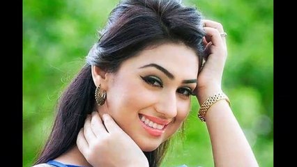 কবিতা - এ কেমন নারী,কবি এম কে চৌধুরী রানা।_2