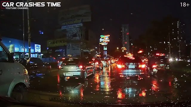 DRIVING FAILS Compilation - MAD DRIVERS & INSTANT KARMA - BEST OF DASHCAMS - 184 ( 720 X 720 )