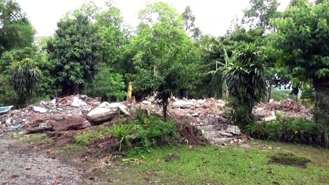 British colonial trading firm's 127-year-old teak wood house torn down in Thailand