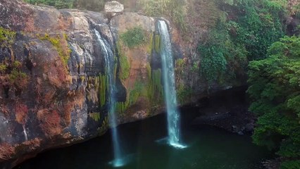 SONIDO NATURAL DE UNA CASCADA EN LA SELVA,RUIDO BLANCO PARA RELAJARSE Y DESCANSAR.