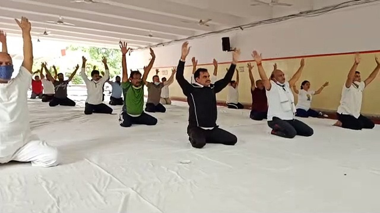 अंतर्राष्ट्रीय योग दिवस पर प्रदेश भाजपा कार्याल...