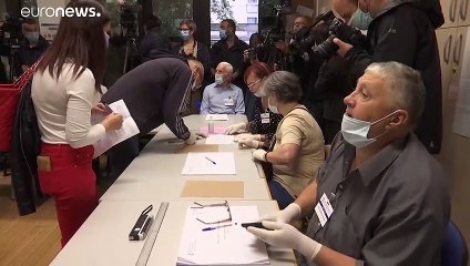 الرئيس ألكسندر فوتشيتش غير مرشّح ولكنه يهيمن على الانتخابات التشريعية في صربيا