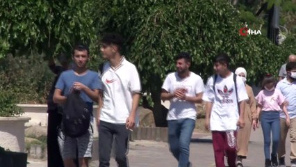 Plajlarda sosyal mesafe hiçe sayıldı
