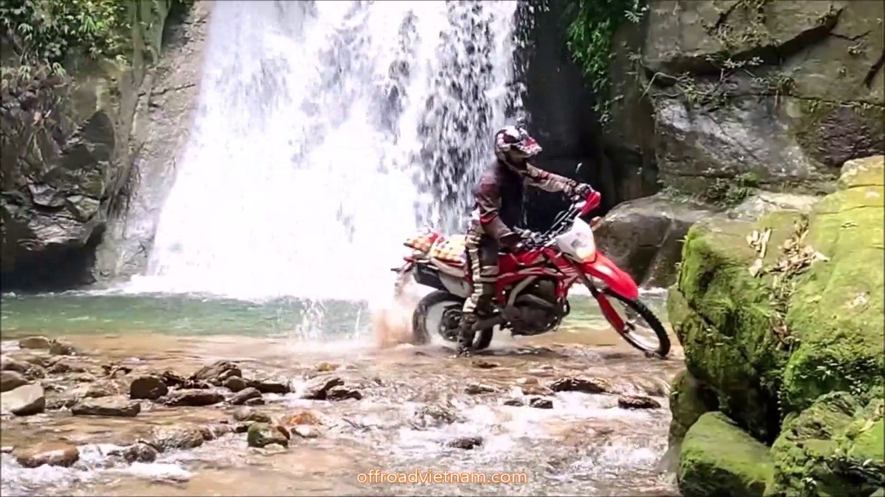 Vietnam Motorradtouren von Hanoi in den unberührten Nordosten | OffroadVietnam.Com