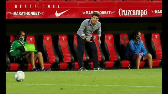El Betis destituye a Rubi al frente del equipo tras una nueva derrota de los verdiblancos