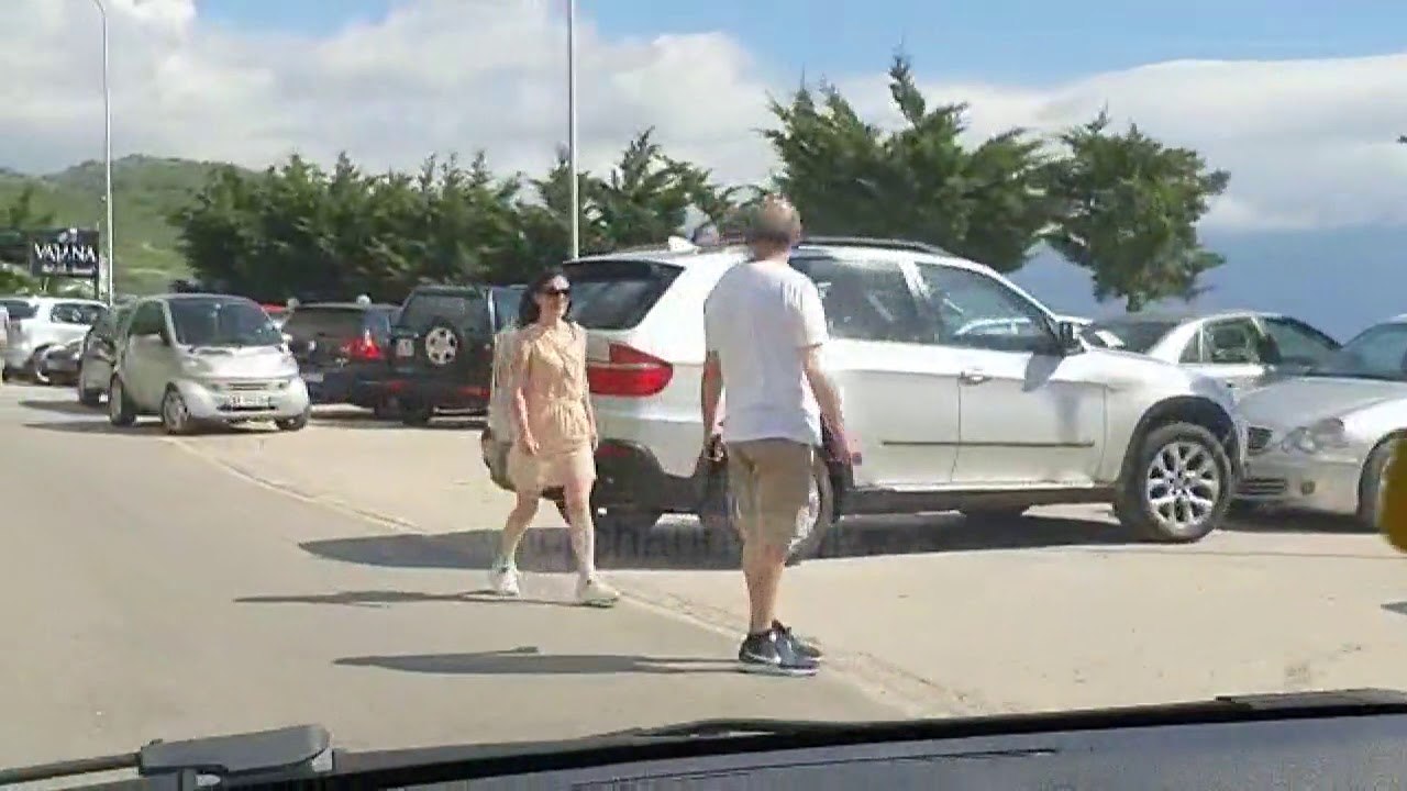 Fundjava në Jug, trafik i dendur në zonën e Radhimës