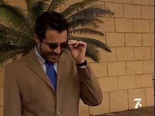 051 - Pascual cacha a Roberta y Lujan con juguetes