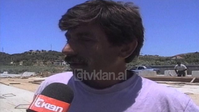 Punimet ne autostraden Durrës-Rrogozhine - (18 Qershor 2000)