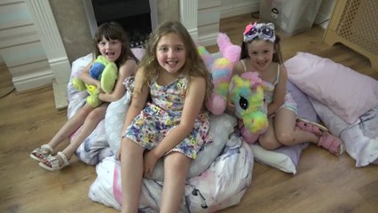 Sophia, Isabella e Alice  Brincando a Noite