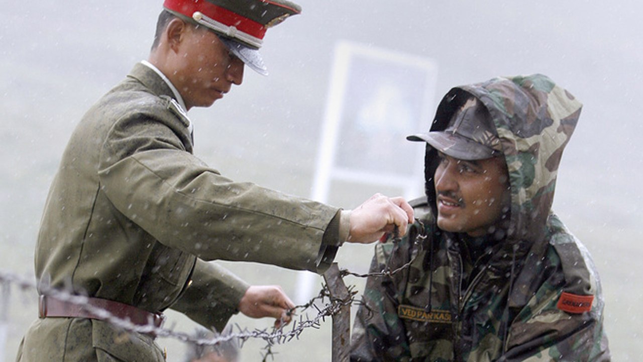 India China Border Fight-ன் போது கூர்மையான ஆயுதங்களால் தாக்கப்பட்டோம் இந்திய வீரர்கள் வாக்குமூலம்