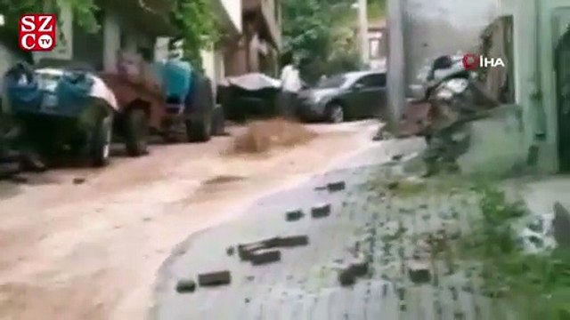 Bursa Orhangazi'de sel felaketindeki dehşet anları kamerada