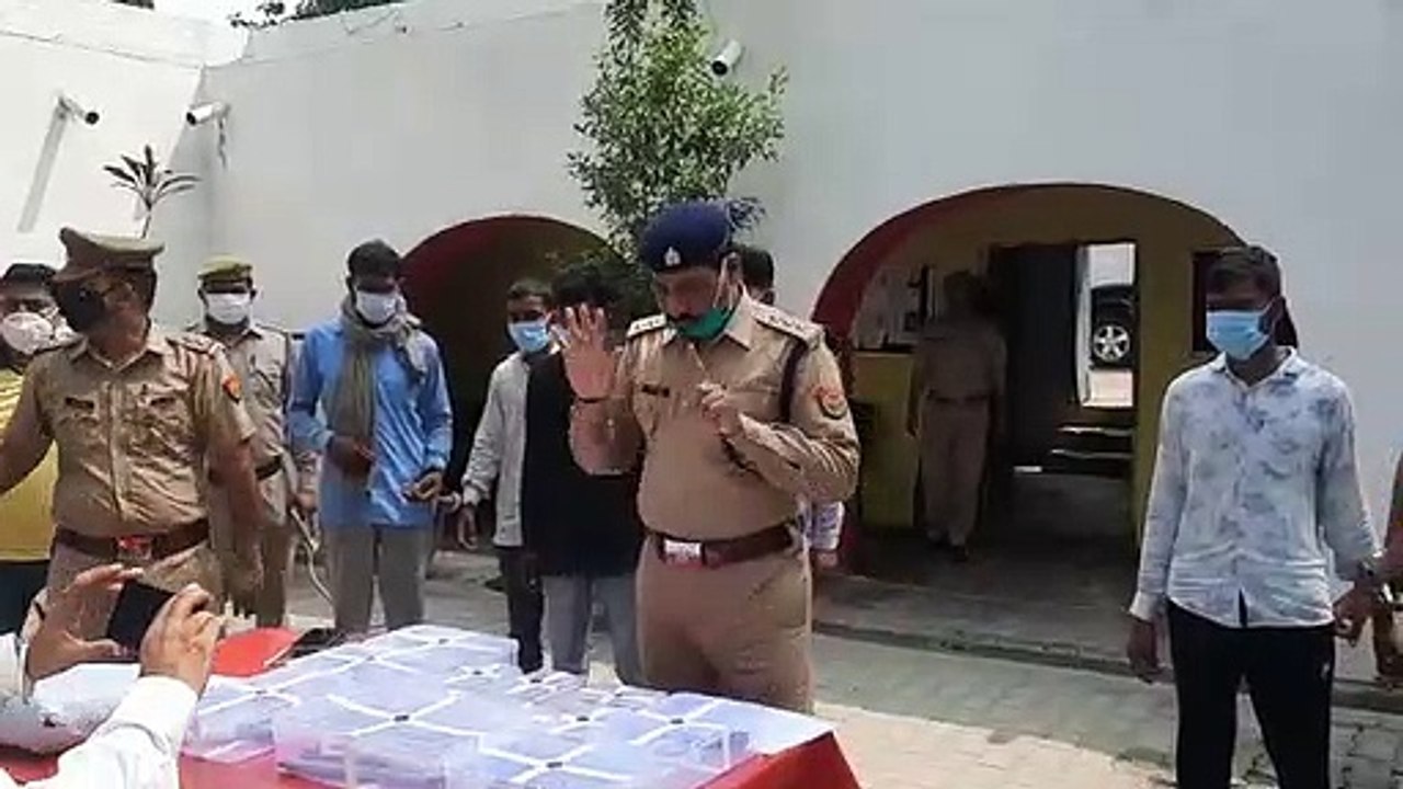 डकैती को आए 6 बदमाश मुठभेड़ के बाद गिरफ्तार, नकदी- असलाह बरामद