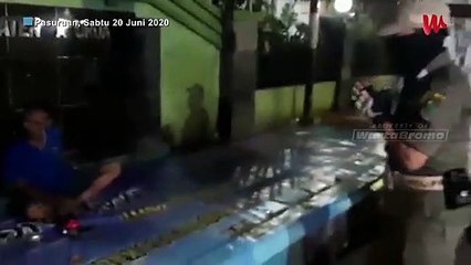 Pol PP Ciduk Pria Asal Lekok setelah Tepergok Bersama Banci Tanpa Kenakan Celana