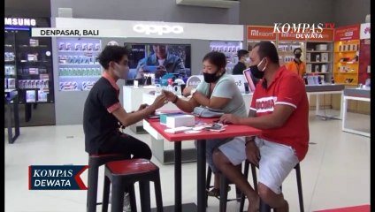 Toko Handphone Terapkan Protokol Pencegahan