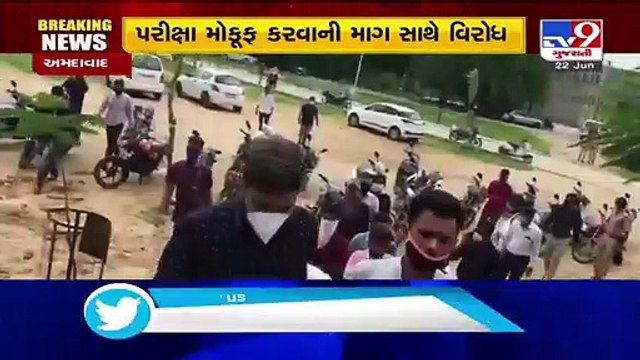 NSUI members stage protest , demanding to postponed GTU examination - Ahmedabad