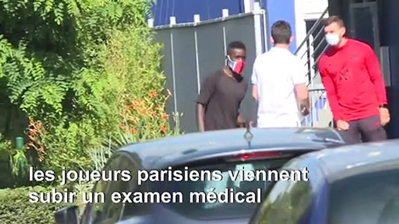 Football/PSG : Mbappé, Neymar et leurs coéquipiers arrivent au centre d'entraînement pour des tests physiques et médicaux