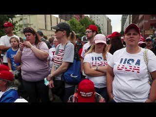 Six members of Trump's campaign team test positive for COVID-19