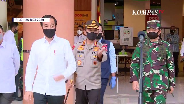 Jokowi Minta TNI Tangani RS Darurat Corona di Surabaya