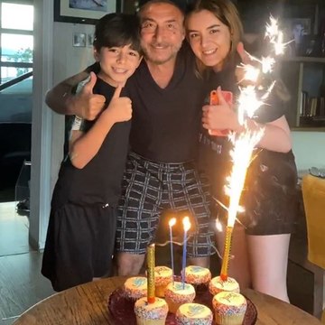 ابنة عابد فهد تخطف الأنظار بجمالها خلال احتفال عائلي بعيد الأب