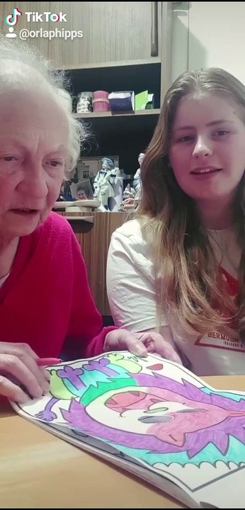 Orla and Agnes colouring together