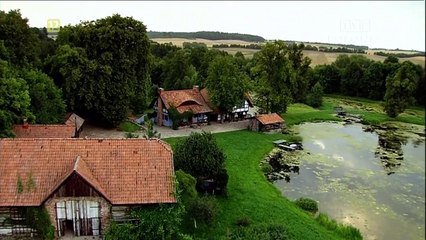 Pensjonat nad rozlewiskiem - czołówka i tylowka