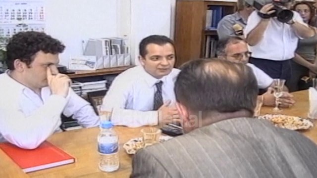Kompania Deka marreveshje me Universitetin e Tiranes (23 Qershor 2000)