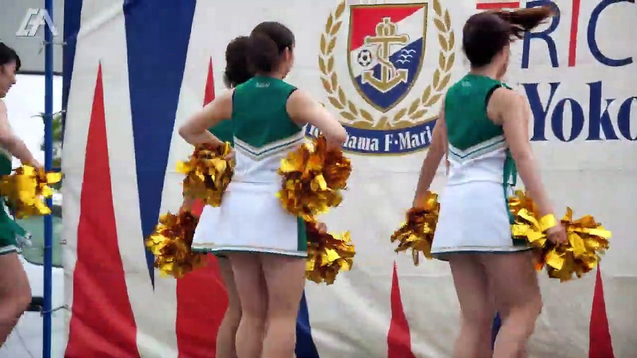 雨の中でも頑張るチア【関東学院チアダンス】横浜F・マリノス トリコロールランド チアダンス vol.2 - TRICOLORE LAND ...