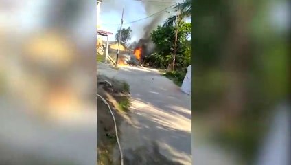 PESAWAT HAWK TNI AU JATUH DI RIAU, HANGUS TERBAKAR