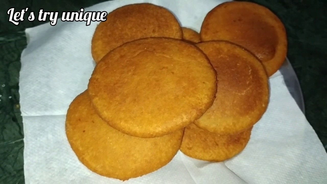 मूंग दाल कचौड़ी बिना मैदा | Moong Dal Kachori - Green Gram Split Recipe - Tea Time Snacks