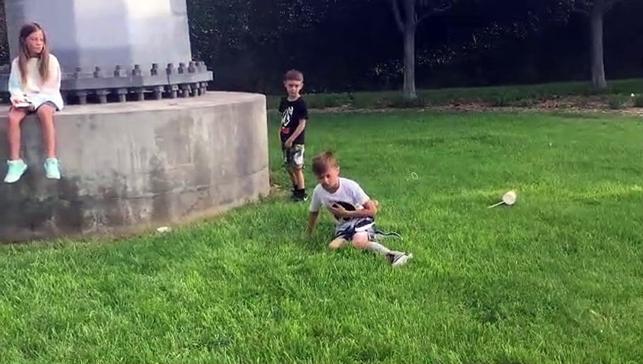 Epic Funny Fail ll flip fails ll TRY NOT TO LAUGH (4)