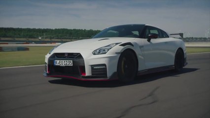 Nissan GT-R erneut Allradauto des Jahres