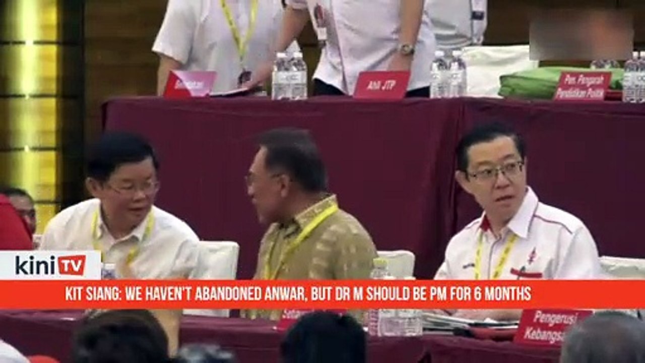 Kit Siang: We haven't abandoned Anwar, but Dr M should be PM for 6 months