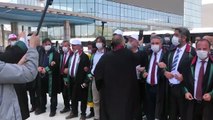 Baro başkanlarından Metin Feyzioğlu'na provokatif saldırı