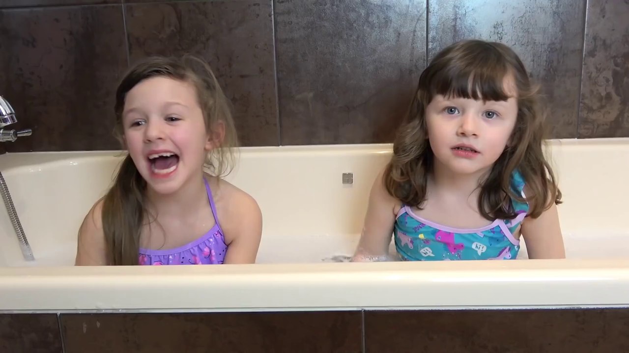 Sophia, Isabella e Alice  LOL Surprise Bonecas