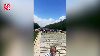 Yürüyüşü engellenen baro başkanları Anıtkabir’de!