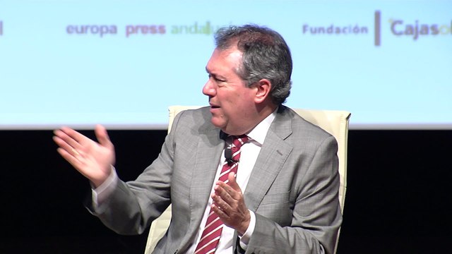 Espadas propone a la Junta repensar el Plan Aire