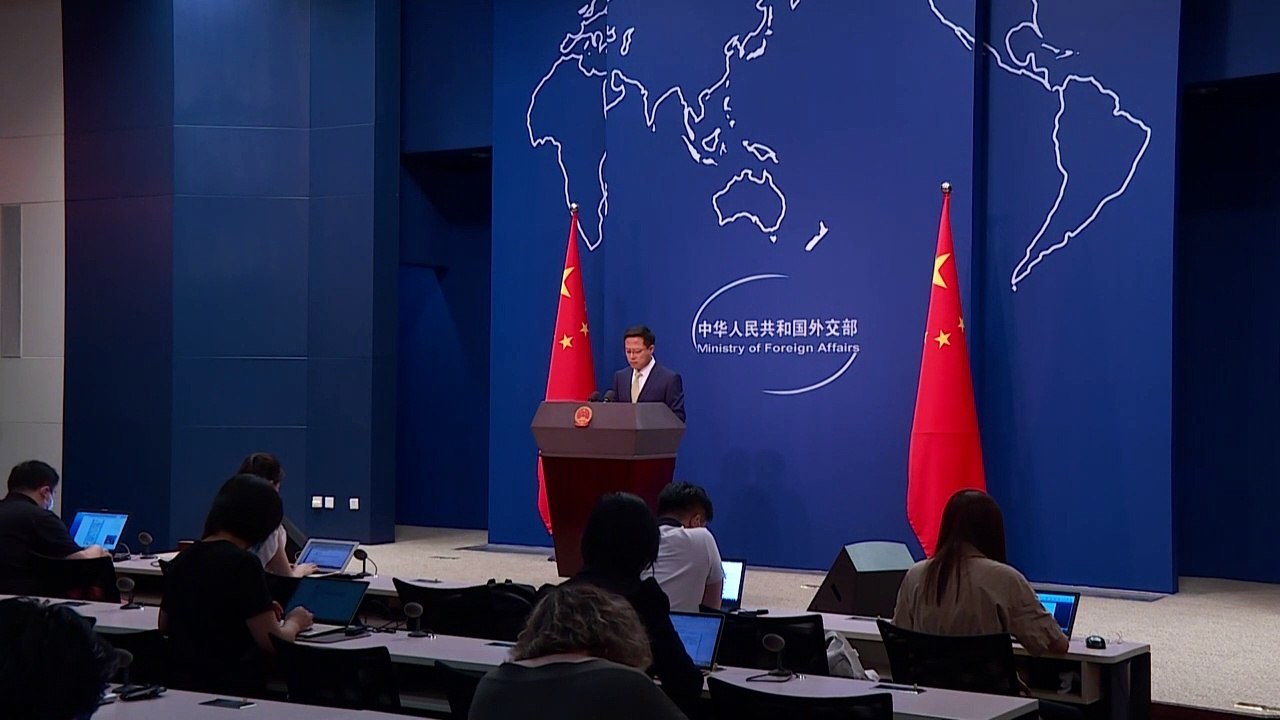 China ameaça "resposta apropriada" aos EUA