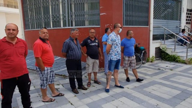 Top News - Vetëm Vlora proteston/ Rihapja transportit publik në qytete