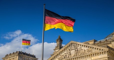 Covid-19 : L'Allemagne reconfine 360 000 habitants, Lisbonne se reconfine aussi