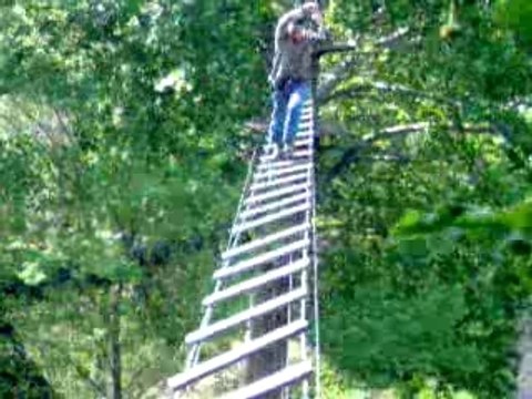 a trop faire le malin tu finis dans le ravin