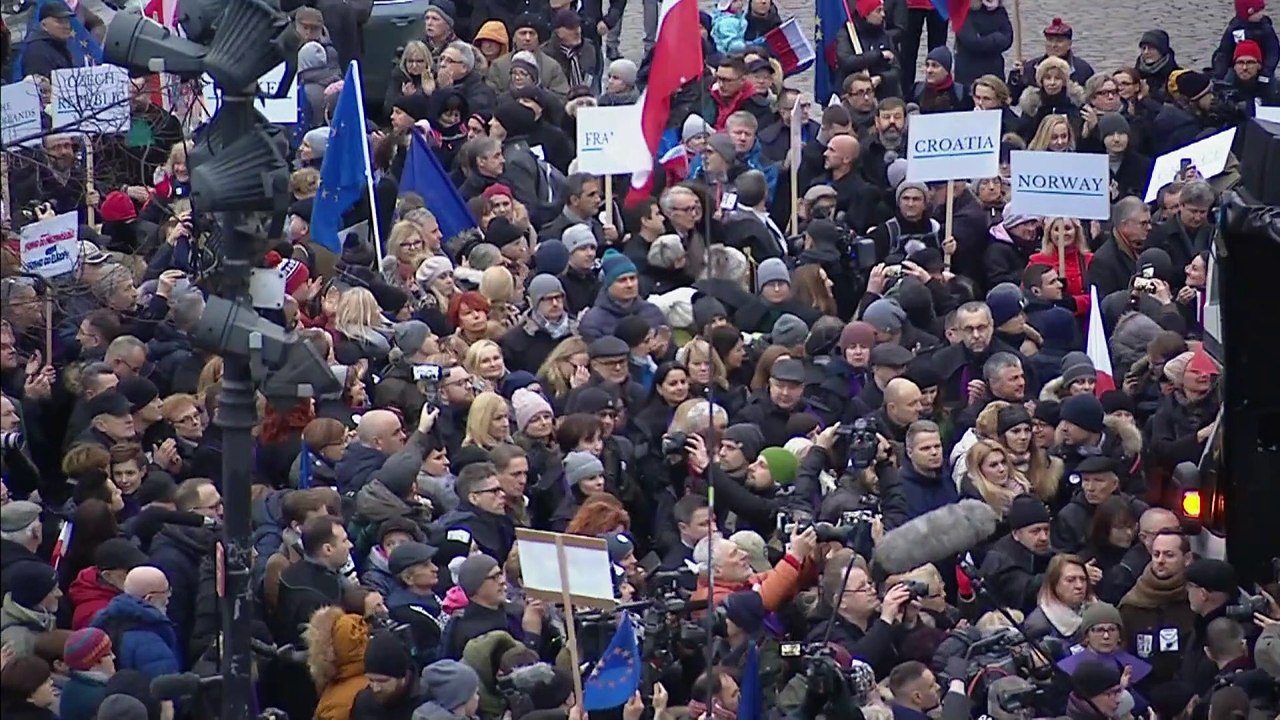 L’UE veut renforcer ses moyens pour défendre l’Etat de droit