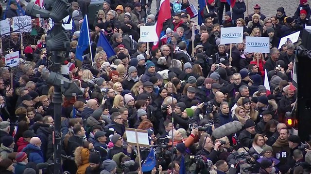 Stato di diritto e fondi europei: così la Commissione UE vuole mettere in riga Budapest e Varsavia