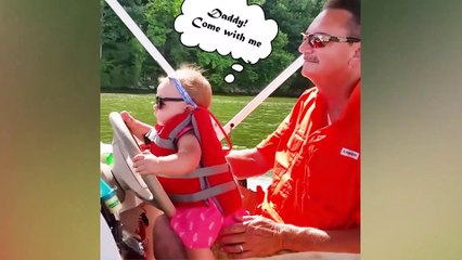 Funniest Babies On The Beach - Baby Awesome and Beach Videos  | 沙滩上最有趣的婴儿-婴儿真棒和沙滩视频