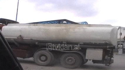 PD denoncon gjendjen e veshtire ne sektorin e naftes - (26 Qershor 2000)