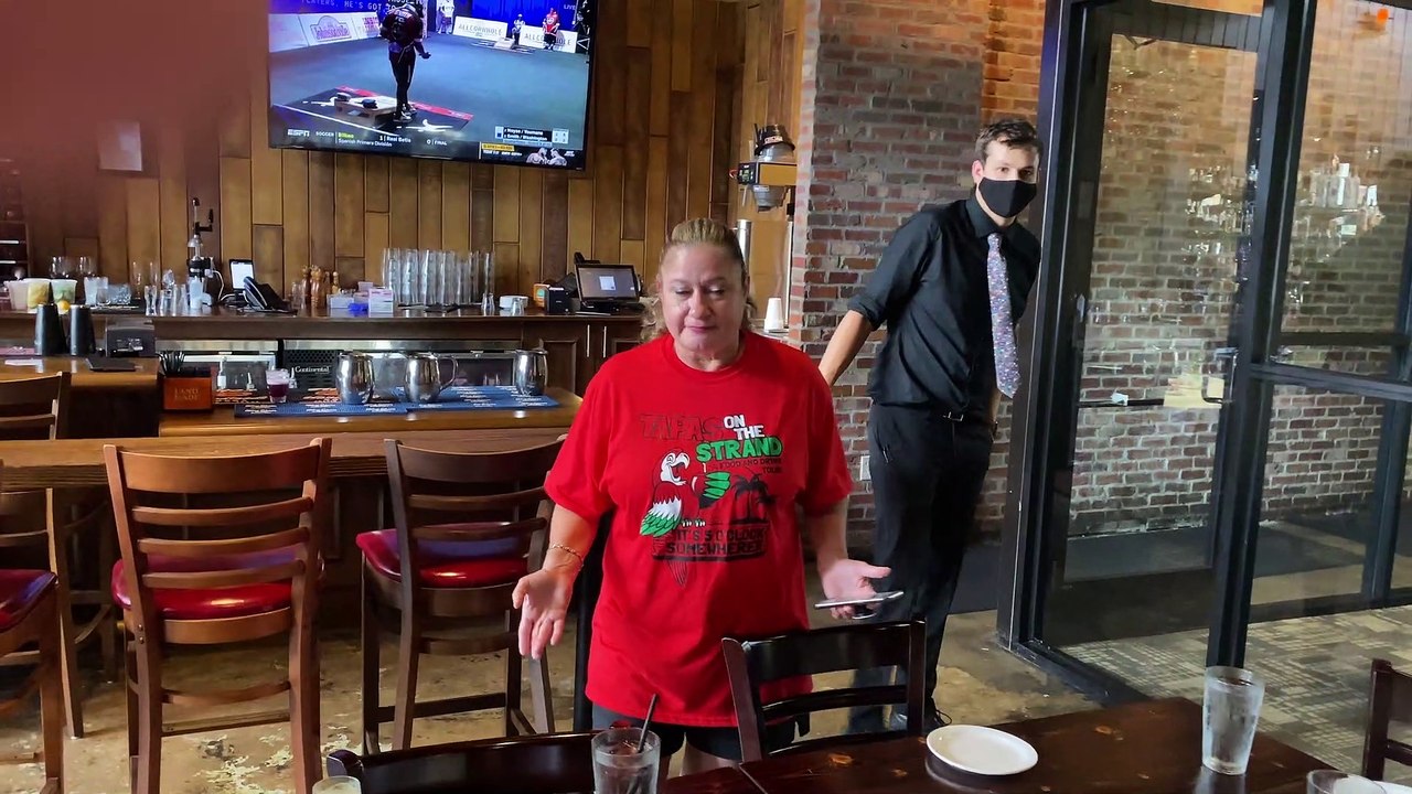 Hearsay Bartender speaking on todays special pairing of alcohol drinks part 1 of 2